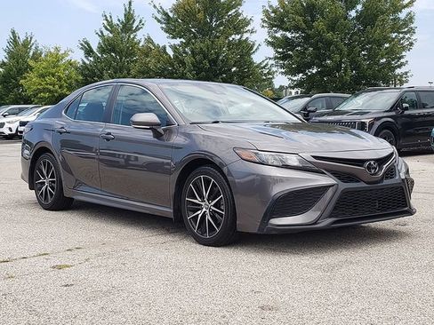 Used 2023 Toyota Camry SE w/ Audio Upgrade Package FWD image 8