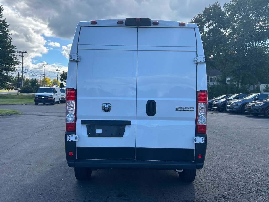 Used 2024 RAM ProMaster 2500 w/ Convenience Group FWD image 6