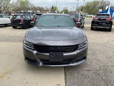 Used 2015 Dodge Charger SXT w/ AWD Plus Group image 7