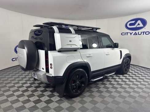 Used 2020 Land Rover Defender 110 HSE AWD/4WD image 3