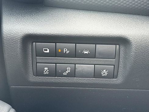 Certified 2024 Nissan Kicks S FWD image 29