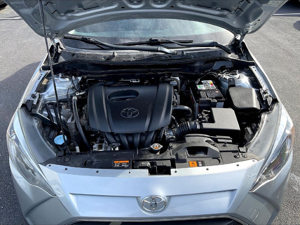 Used 2019 Toyota Yaris LE FWD image 28