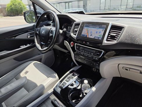 Used 2016 Honda Pilot Elite image 27