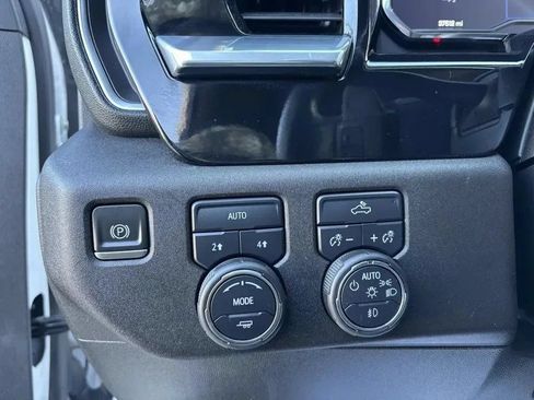 Used 2023 Chevrolet Silverado 1500 RST w/ Protection Package AWD/4WD image 14