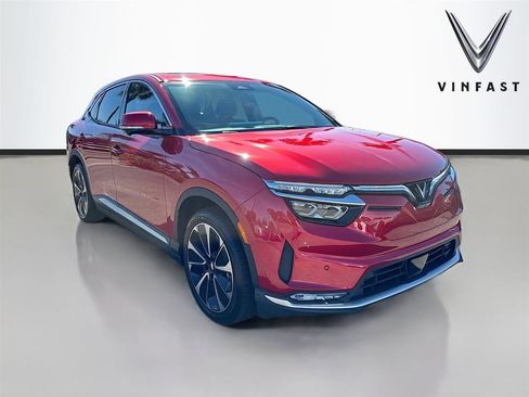 New 2025 VinFast VF 8 Plus image 1