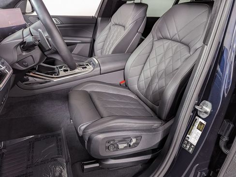 Used 2026 BMW X7 xDrive40i w/ M Sport Package AWD/4WD image 20