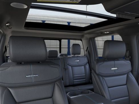 New 2026 Ford F350 Platinum w/ Tremor Off-Road Package image 22