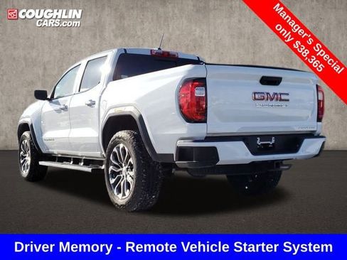 Used 2023 GMC Canyon Denali image 6