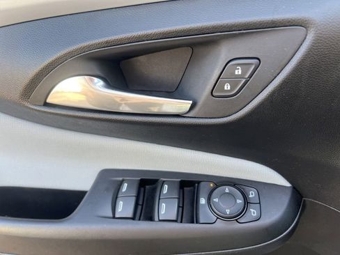 Certified 2024 Buick Envista Preferred w/ Convenience I Package image 16