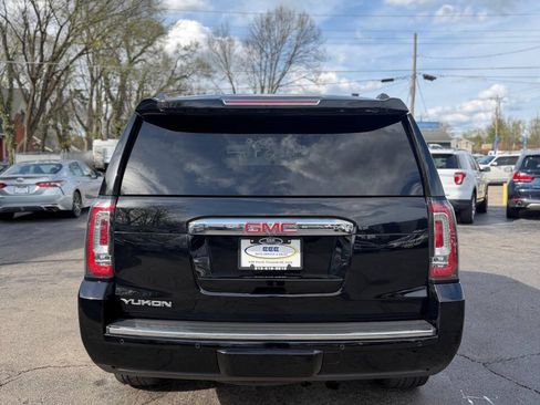 Used 2016 GMC Yukon Denali AWD/4WD image 7