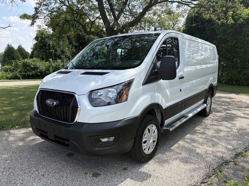 Used 2025 Ford Transit 250 Low Roof w/ Exterior Upgrade Package RWD image 2