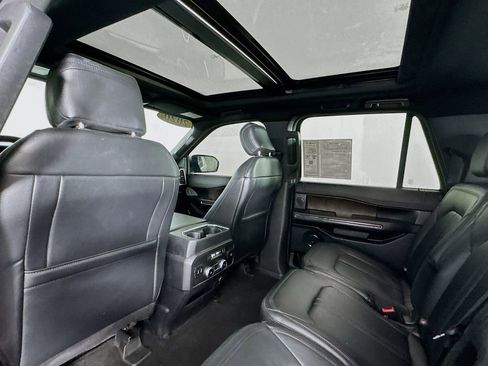 Used 2020 Ford Expedition Max Limited image 18