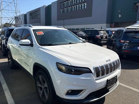 Used 2019 Jeep Cherokee Limited AWD/4WD image 5