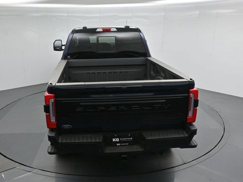 New 2025 Ford F250 Platinum image 39