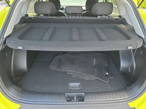 Used 2024 Hyundai Kona SEL w/ Convenience Package FWD image 10