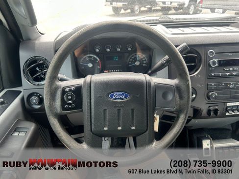 Used 2012 Ford F550 4x4 SuperCab Super Duty w/ Payload Upgrade Pkg image 6