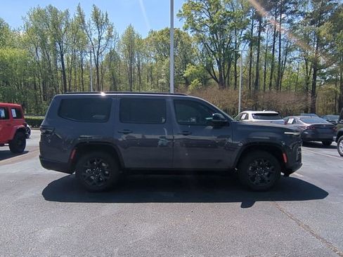 New 2026 Jeep Grand Wagoneer Limited w/ Premium Group II AWD/4WD image 6