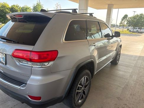 Used 2018 Jeep Grand Cherokee Limited w/ Luxury Group II AWD/4WD image 4