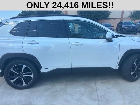 Used 2023 Toyota Corolla Cross AWD Hybrid w/ Convenience Package image 2