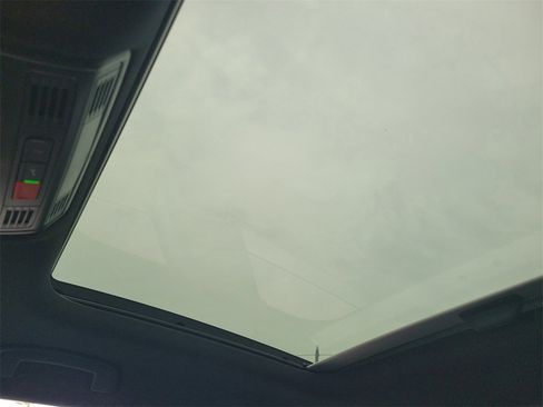 Used 2025 Volkswagen Jetta GLI Autobahn w/ GLI Black Package image 30