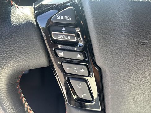 Used 2025 Nissan Frontier Pro-X RWD image 24
