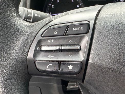 Used 2022 Hyundai Kona SE w/ Cargo Package image 25