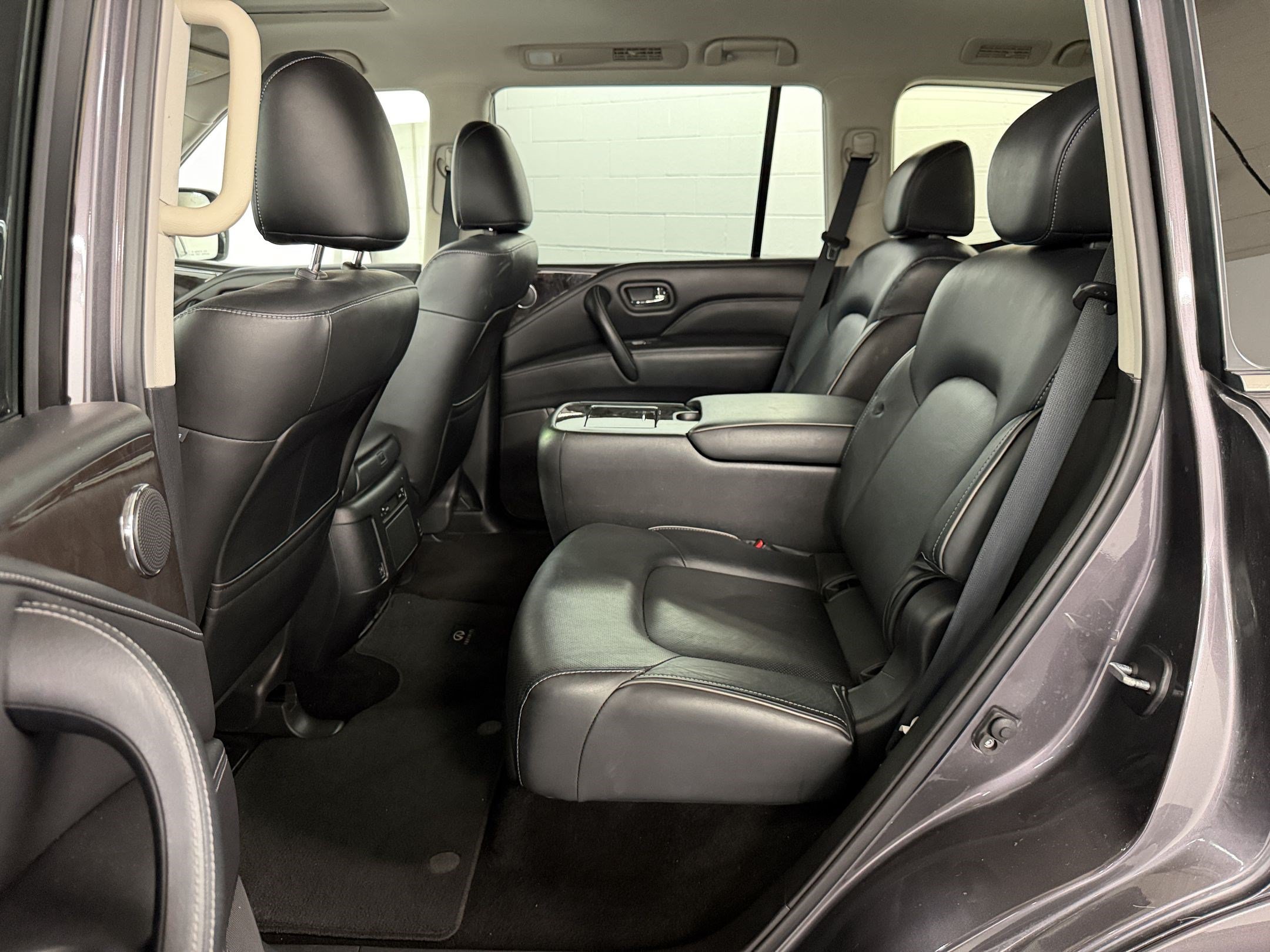 Used 2024 INFINITI QX80 Luxe AWD/4WD image 22