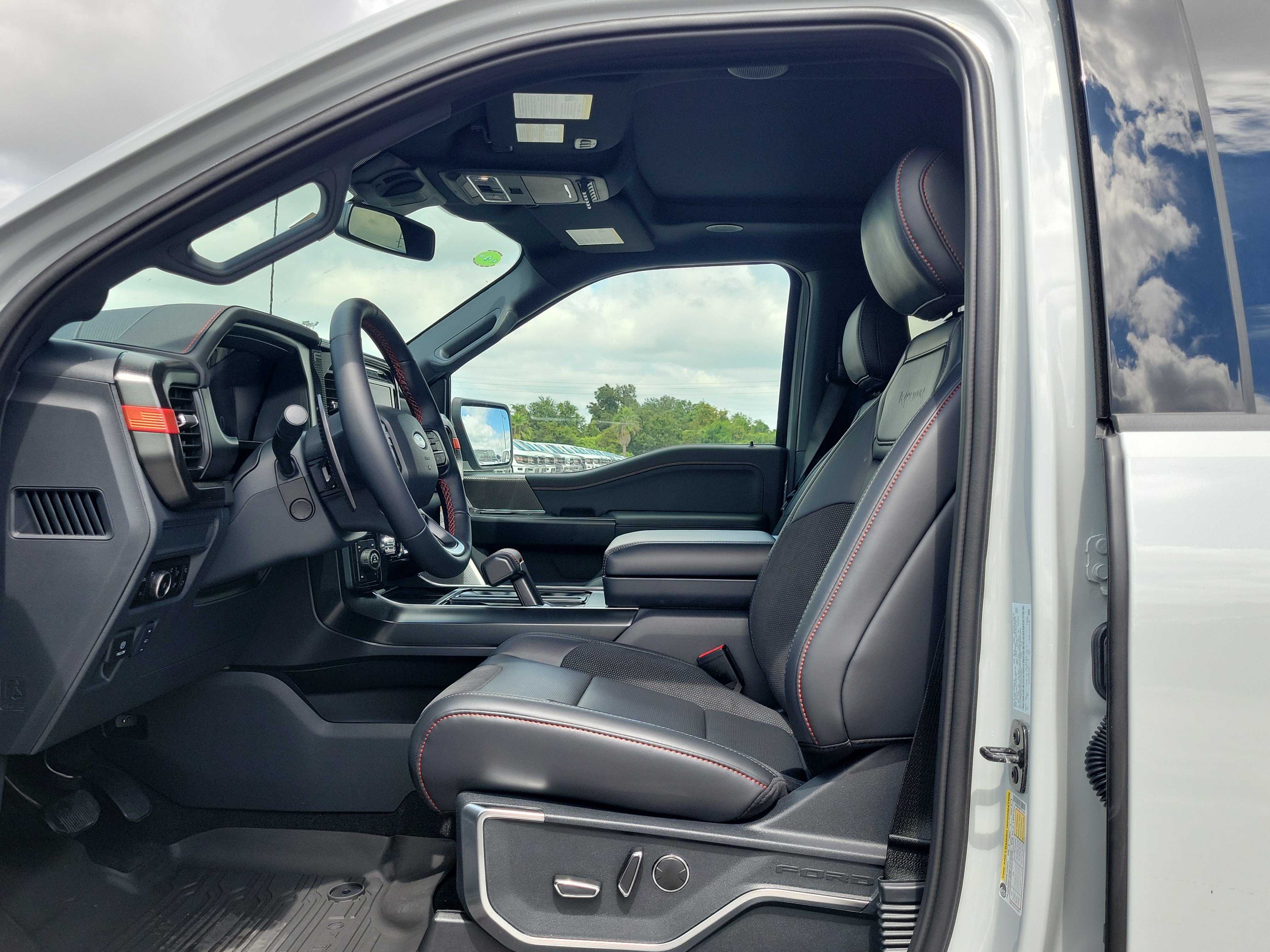 New 2026 Ford F150 Raptor AWD/4WD image 16