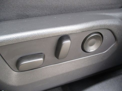 Used 2025 Buick Envision Sport Touring image 35