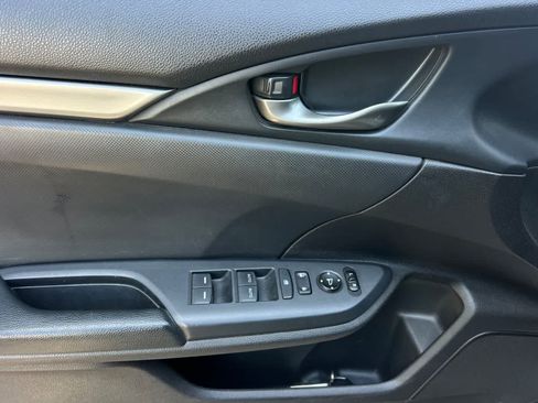 Used 2020 Honda Civic Sport image 15