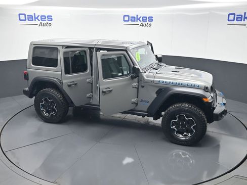 Used 2022 Jeep Wrangler Unlimited Rubicon 4xe w/ Cold Weather Group AWD/4WD image 59