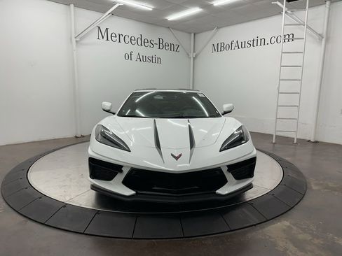 Used 2022 Chevrolet Corvette Stingray Premium Cpe w/ Z51 Performance Package image 2