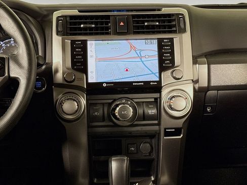 Used 2022 Toyota 4Runner SR5 Premium w/ Moonroof Package AWD/4WD image 13