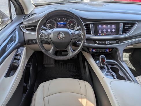 Used 2020 Buick Enclave Premium w/ Sun and Sites Package FWD image 14