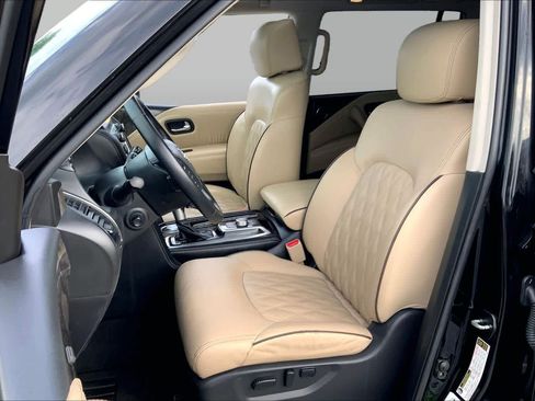 Used 2021 Nissan Armada Platinum w/ Captain's Chairs Package RWD image 8