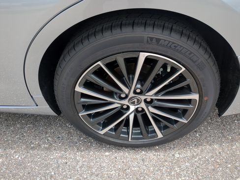 New 2025 Lexus ES 350 w/ Premium Package image 33