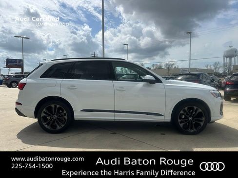 Certified 2025 Audi Q7 3.0T Premium Plus w/ Premium Plus Package AWD/4WD image 2