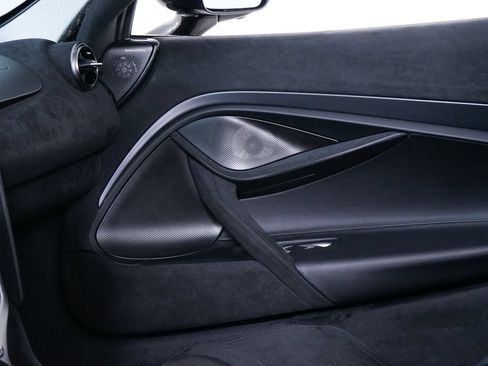 Used 2026 McLaren 750S Spider RWD image 26