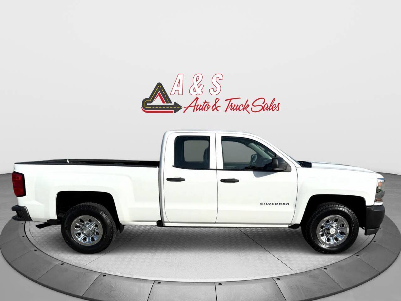 Used 2017 Chevrolet Silverado 1500 W/T AWD/4WD image 5