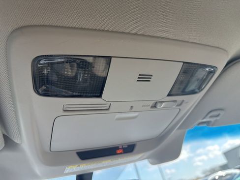 Used 2019 Subaru Outback 2.5i image 22