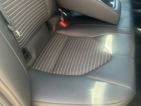 Used 2023 Toyota Camry SE FWD image 10