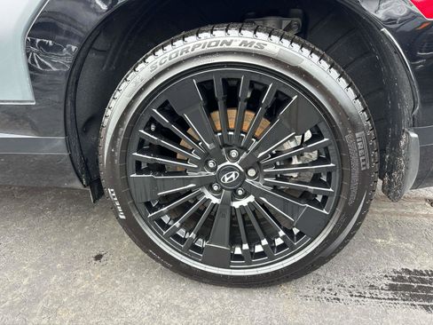 Used 2025 Hyundai Santa Fe Calligraphy AWD/4WD image 7