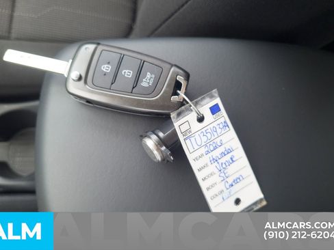 Certified 2026 Hyundai Venue SE image 30