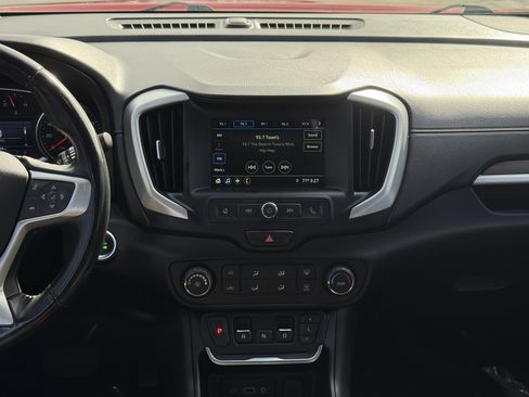 Used 2019 GMC Terrain SLE w/ LPO, Cargo Package image 20