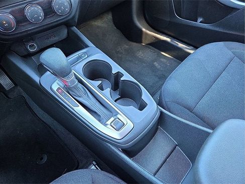 Certified 2025 Chevrolet Trax LS image 25