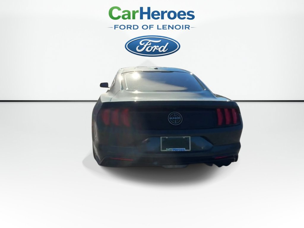 Used 2019 Ford Mustang Bullitt RWD image 7