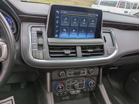 Used 2023 Chevrolet Tahoe Premier w/ Premium Package image 15