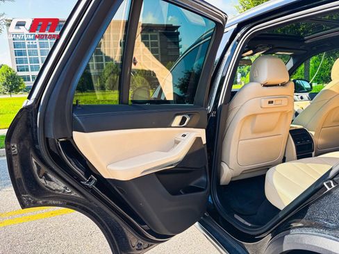 Used 2020 BMW X5 xDrive40i AWD/4WD image 18