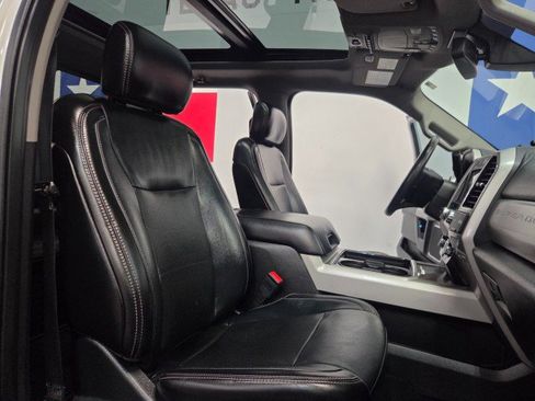 Used 2019 Ford F250 Lariat w/ Lariat Ultimate Package image 74