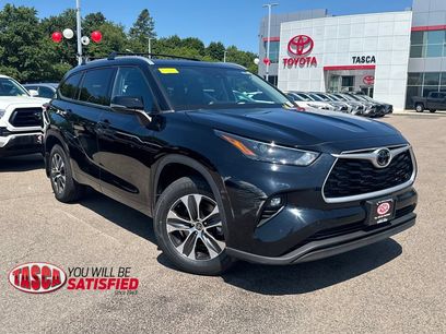 Used 2022 Toyota Highlander XLE